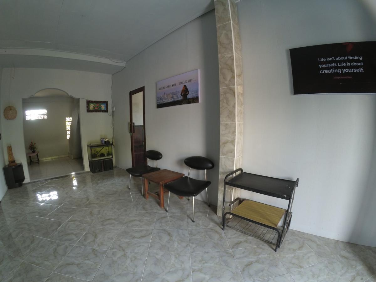 Local Hostel Amed Buitenkant foto